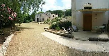 Antica Masseria Pescu Bed & Breakfast *